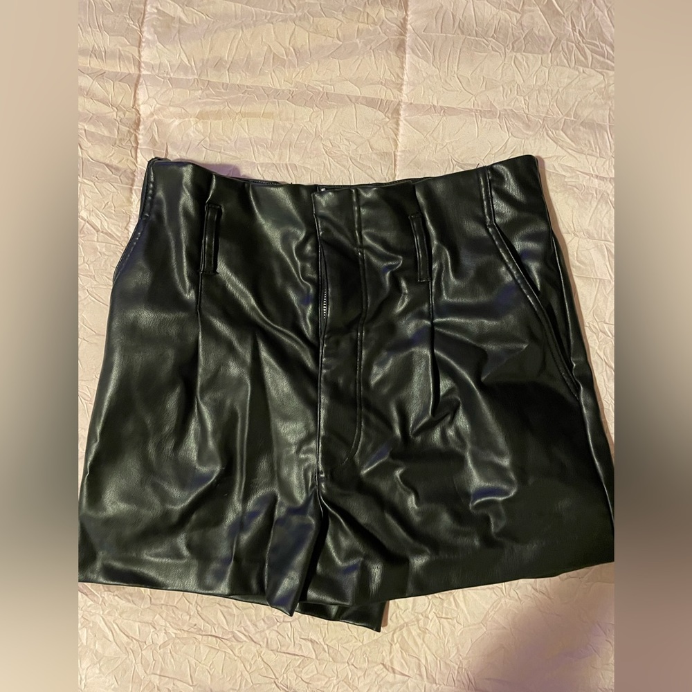 black leather shorts high waisted